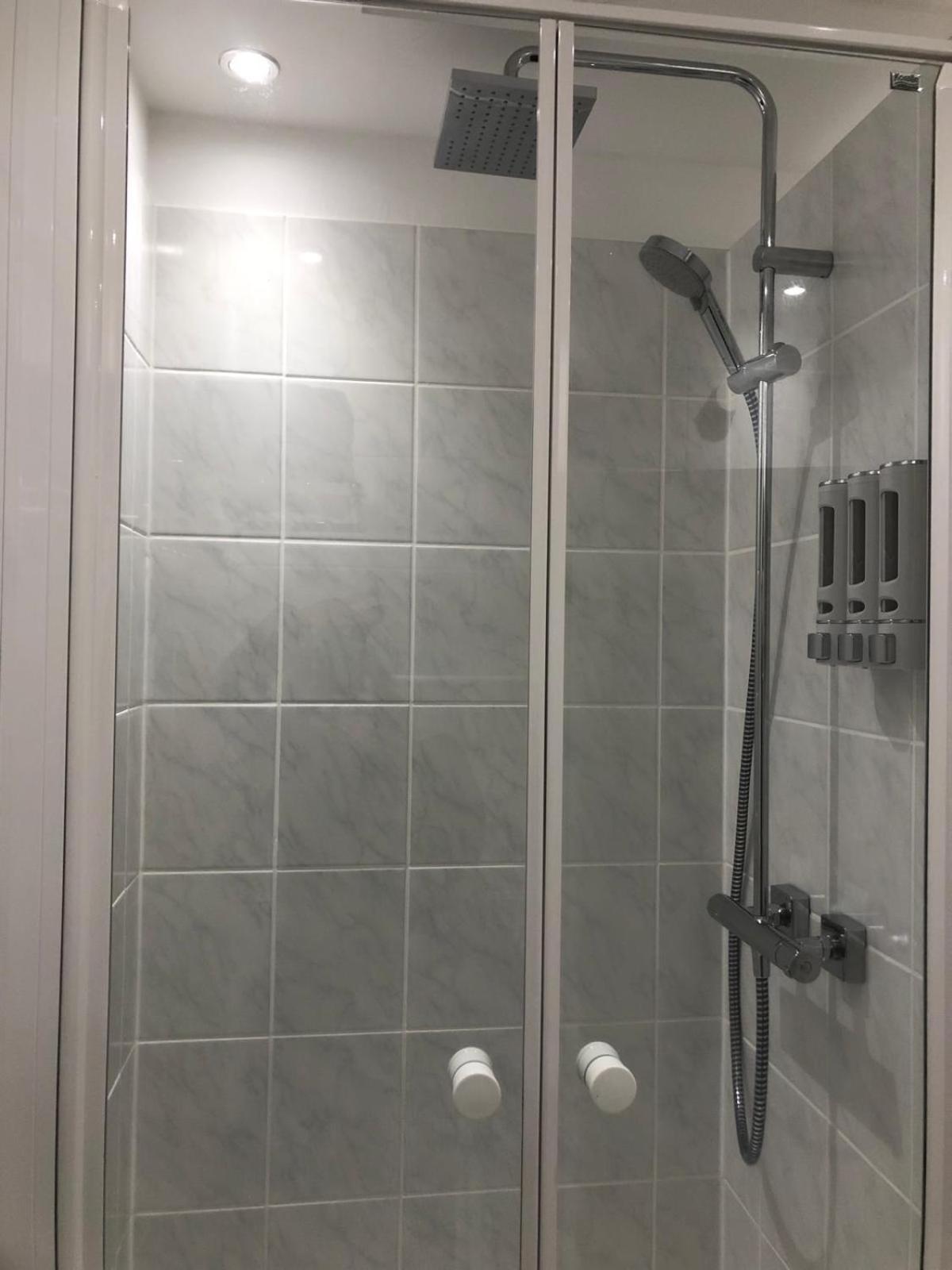 New Apartment Mit Terrasse Hannover Bagian luar foto