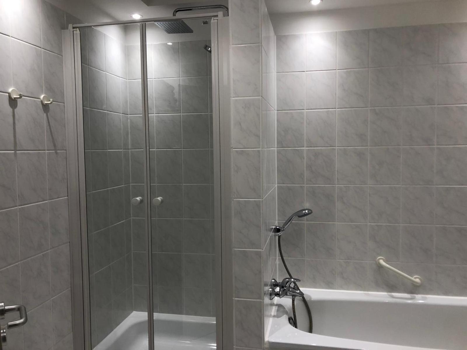 New Apartment Mit Terrasse Hannover Bagian luar foto